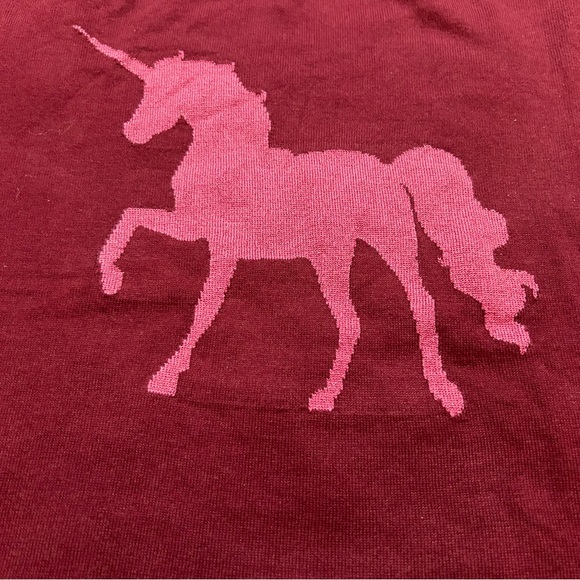 GAP sweater with unicorn. - Picture 4 of 5